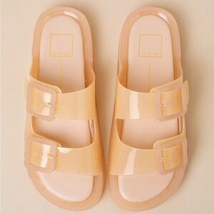 Dolce Vita Julio Jelly Sandals in Praline size 9